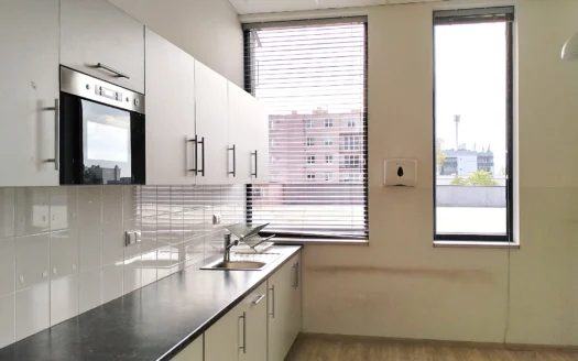 Biuro 415 m² – Biurowiec FORUM 76 – Biuro do wynajęcia w Łodzi